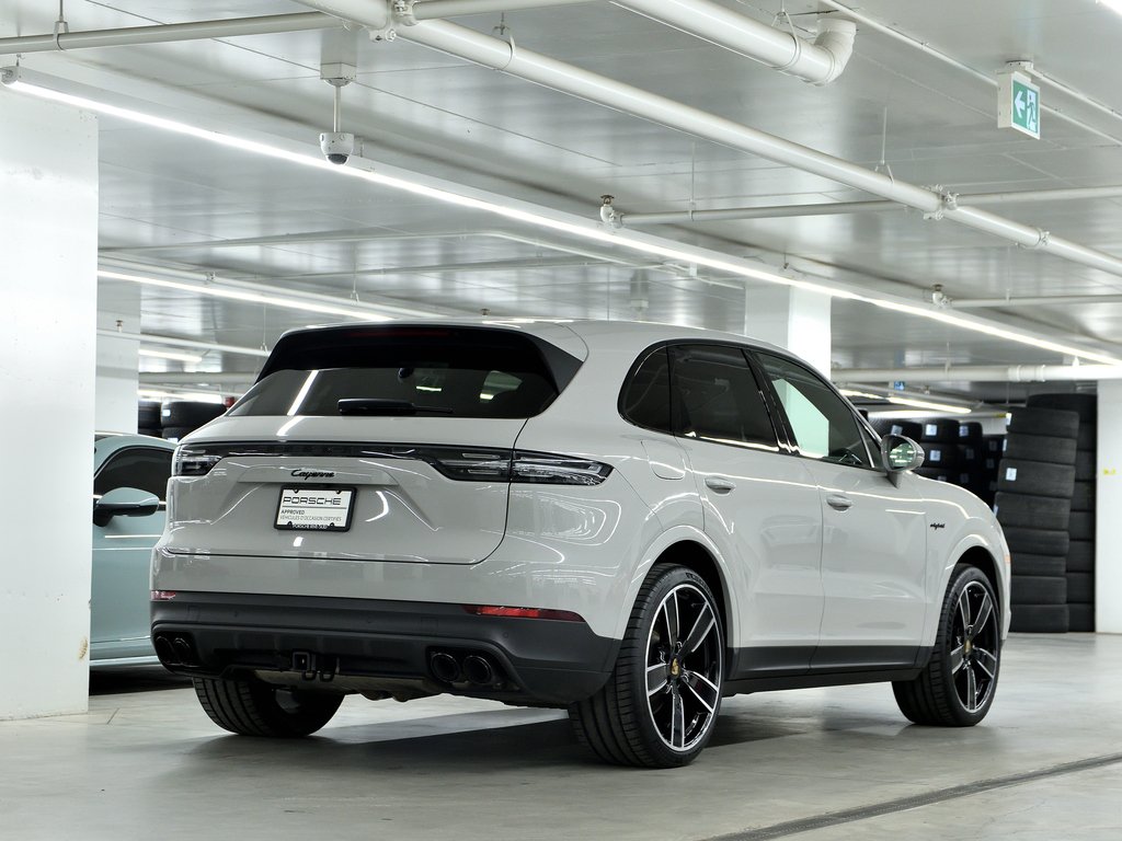 Porsche Cayenne Platinum Edition E-Hybrid AWD / Premium Plus 2023 à Laval, Québec - 3 - w1024h768px
