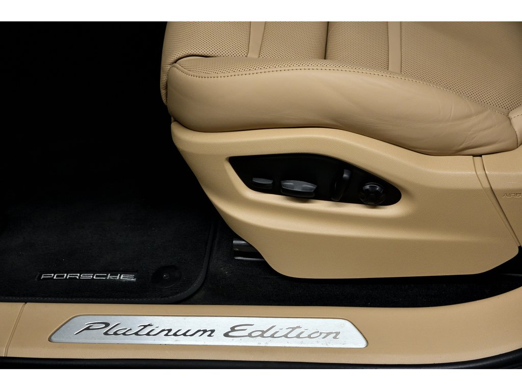 Porsche Cayenne Platinum Edition E-Hybrid AWD / Premium Plus 2023 à Laval, Québec - 36 - w1024h768px