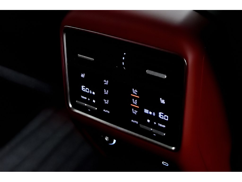 2023 Porsche Cayenne GTS Coupe AWD / Adaptive Cruise / BOSE in Laval, Quebec - 39 - w1024h768px