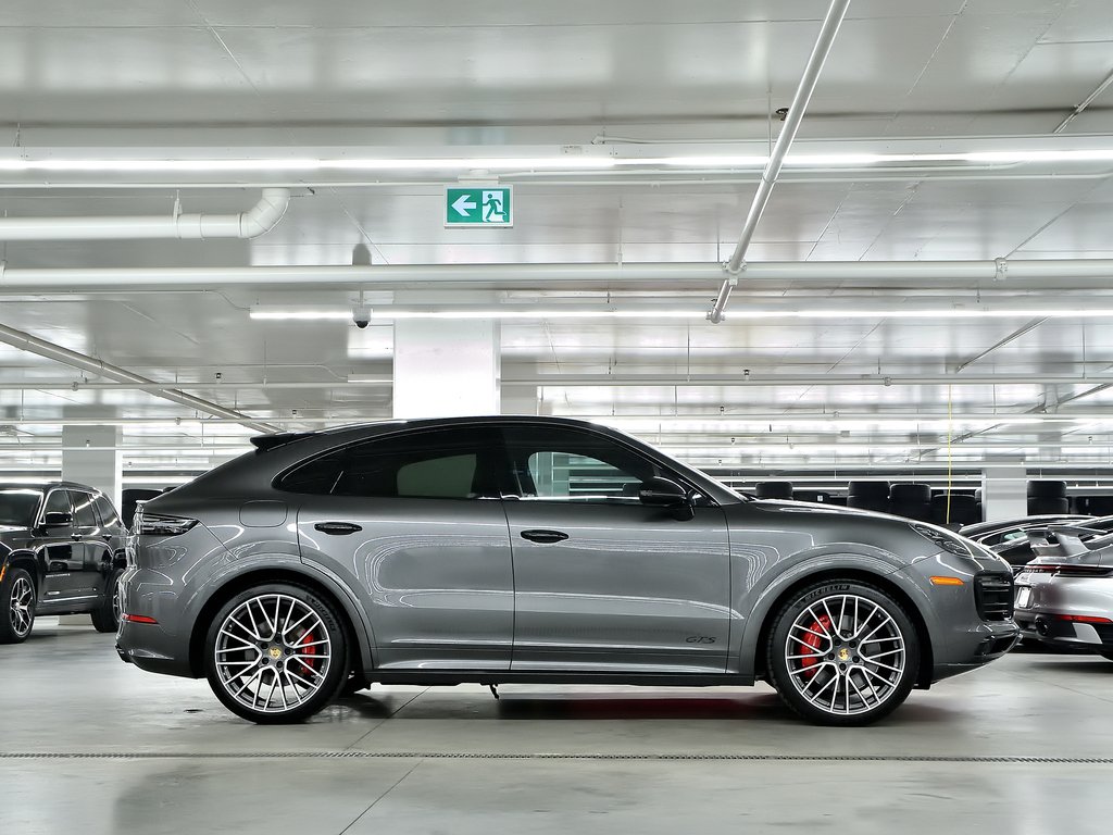 2023 Porsche Cayenne GTS Coupe AWD / Adaptive Cruise / BOSE in Laval, Quebec - 2 - w1024h768px