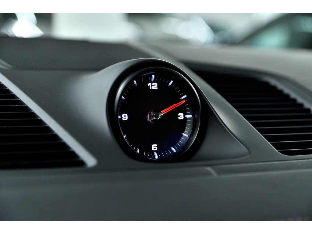 2023 Porsche Cayenne S Platinum Coupe / Premium + Performance Package in Laval, Quebec - 23 - w1024h768px