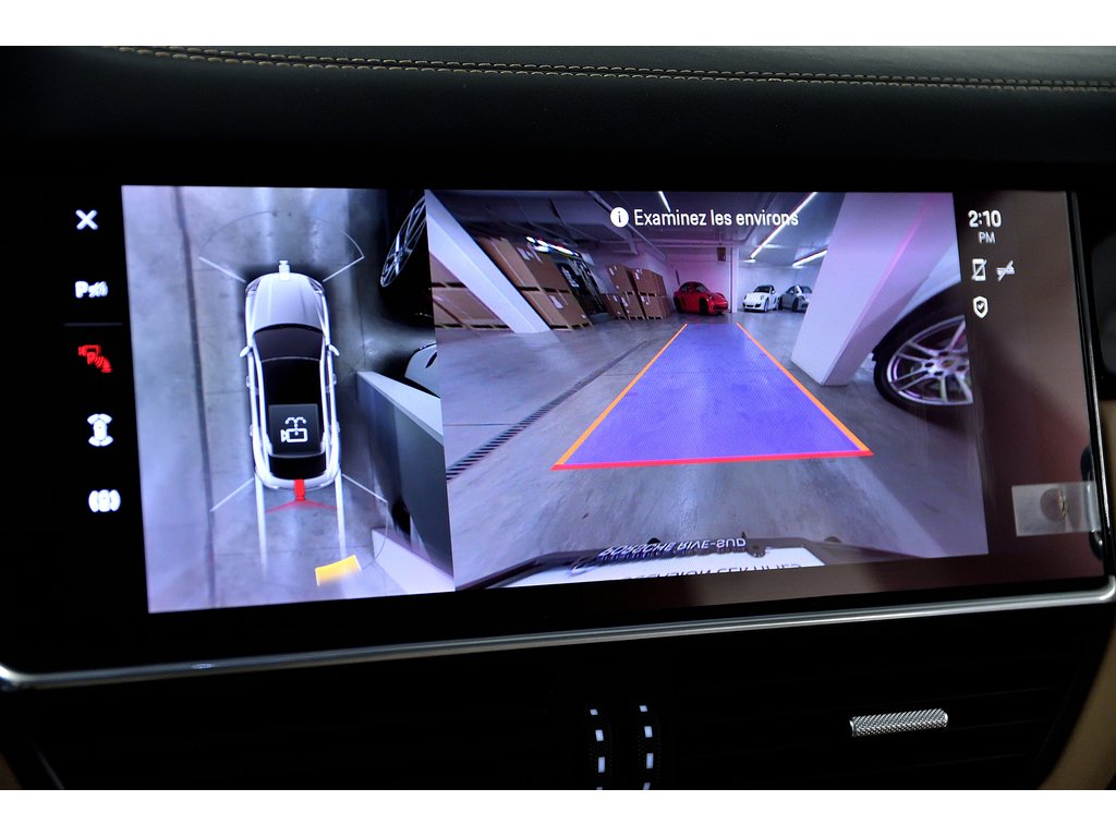 2023 Porsche Cayenne S Platinum Coupe / Premium + Performance Package in Laval, Quebec - 26 - w1024h768px