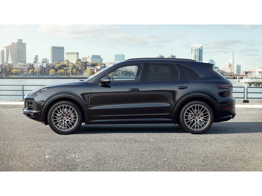 2023 Porsche Cayenne Platinum Edition / Air Suspension / BOSE / Hitch in Laval, Quebec - 2 - w1024h768px