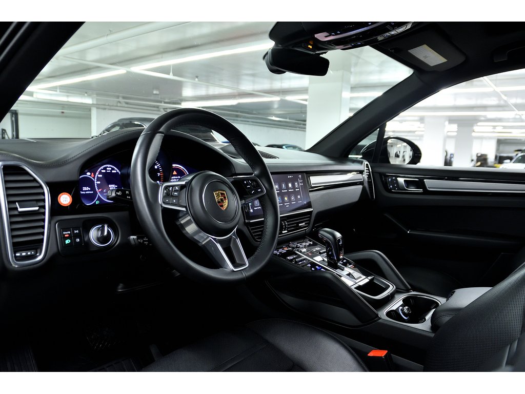Porsche Cayenne Platinum Edition / Premium Plus / Sport Exhaust 2023 à Laval, Québec - 11 - w1024h768px