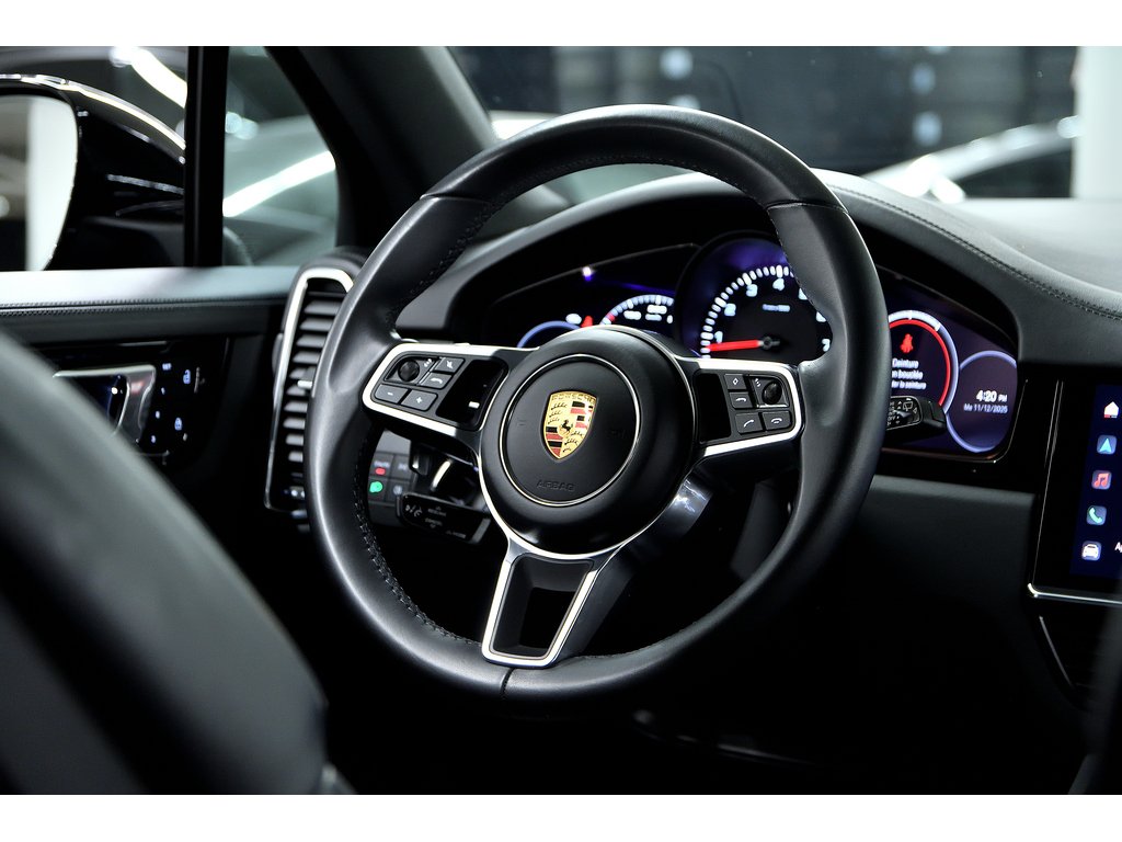Porsche Cayenne Platinum Edition / Premium Plus / Sport Exhaust 2023 à Laval, Québec - 26 - w1024h768px