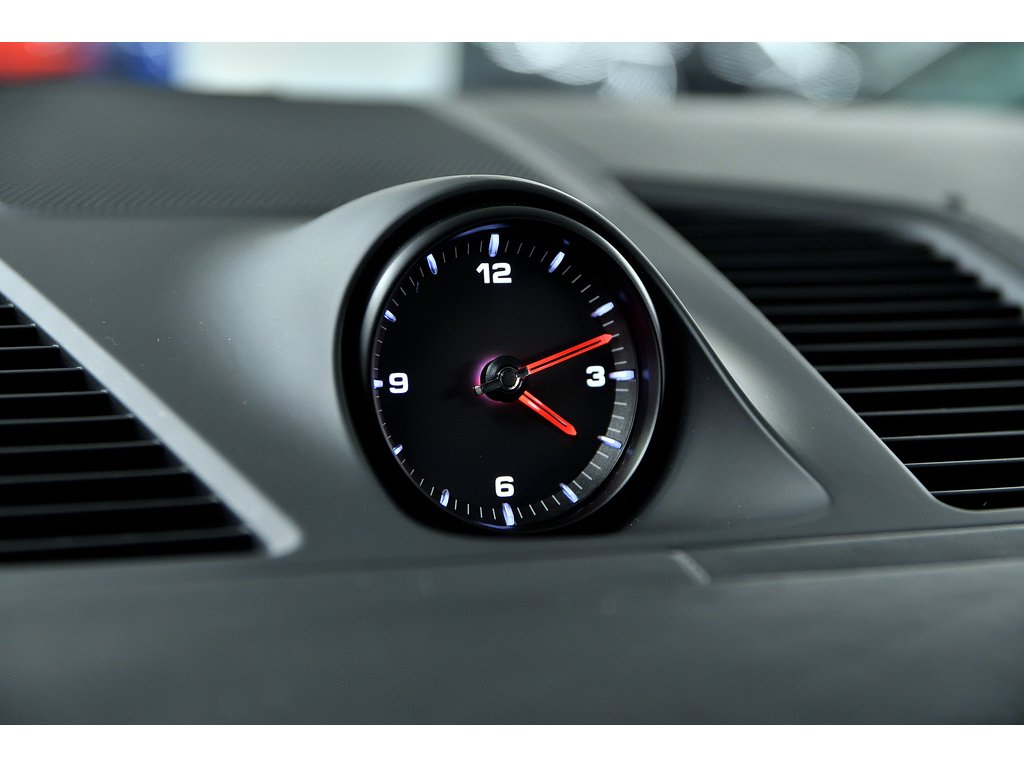 Porsche Cayenne Platinum Edition / Premium Plus / Sport Exhaust 2023 à Laval, Québec - 30 - w1024h768px