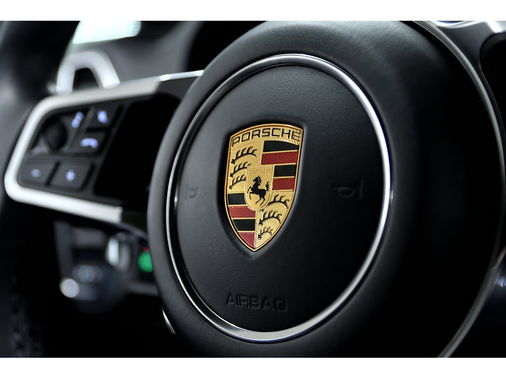 Porsche Cayenne Platinum Edition / Premium Plus / Sport Exhaust 2023 à Laval, Québec - 28 - w1024h768px