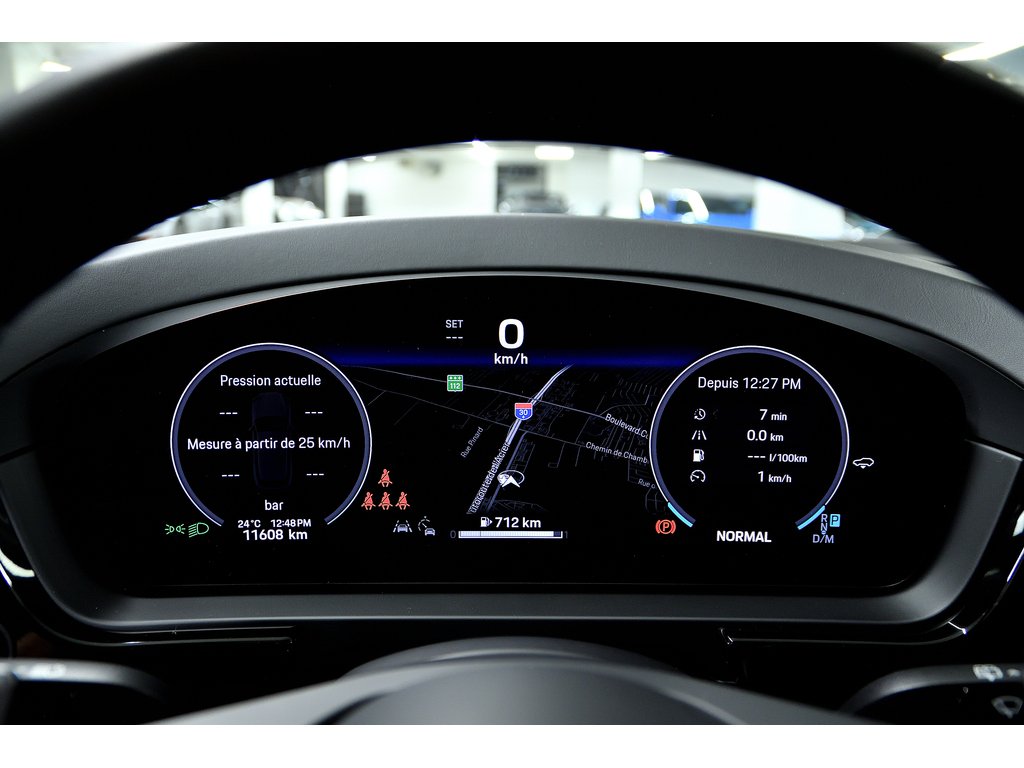 Porsche Cayenne Air Suspension / Premium Package Plus / Hitch 2024 à Laval, Québec - 24 - w1024h768px