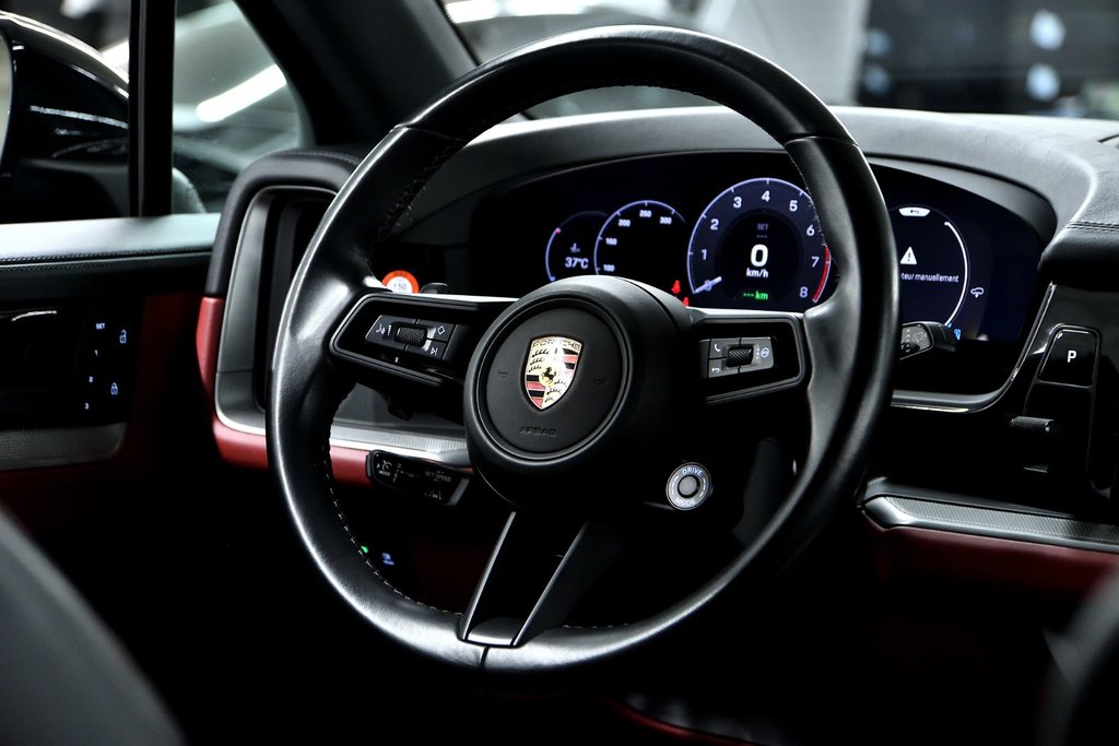 Porsche Cayenne S E-Hybrid 2024 à Laval, Québec - 44 - w1024h768px