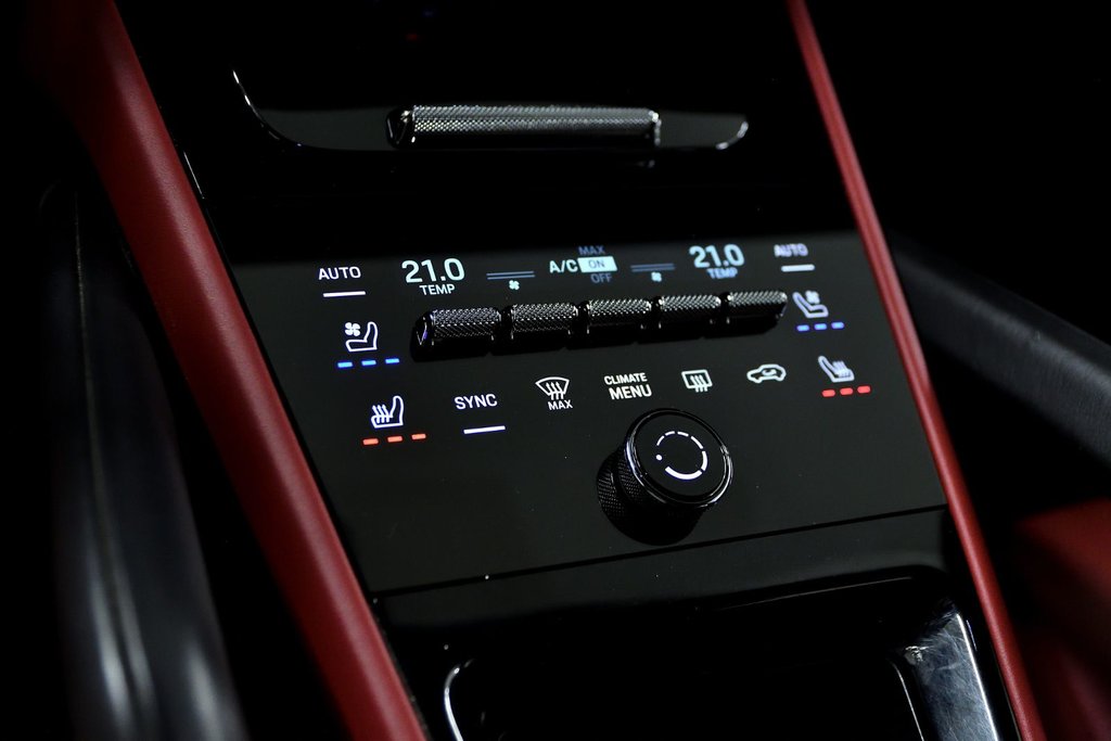 Porsche Cayenne S E-Hybrid 2024 à Laval, Québec - 32 - w1024h768px