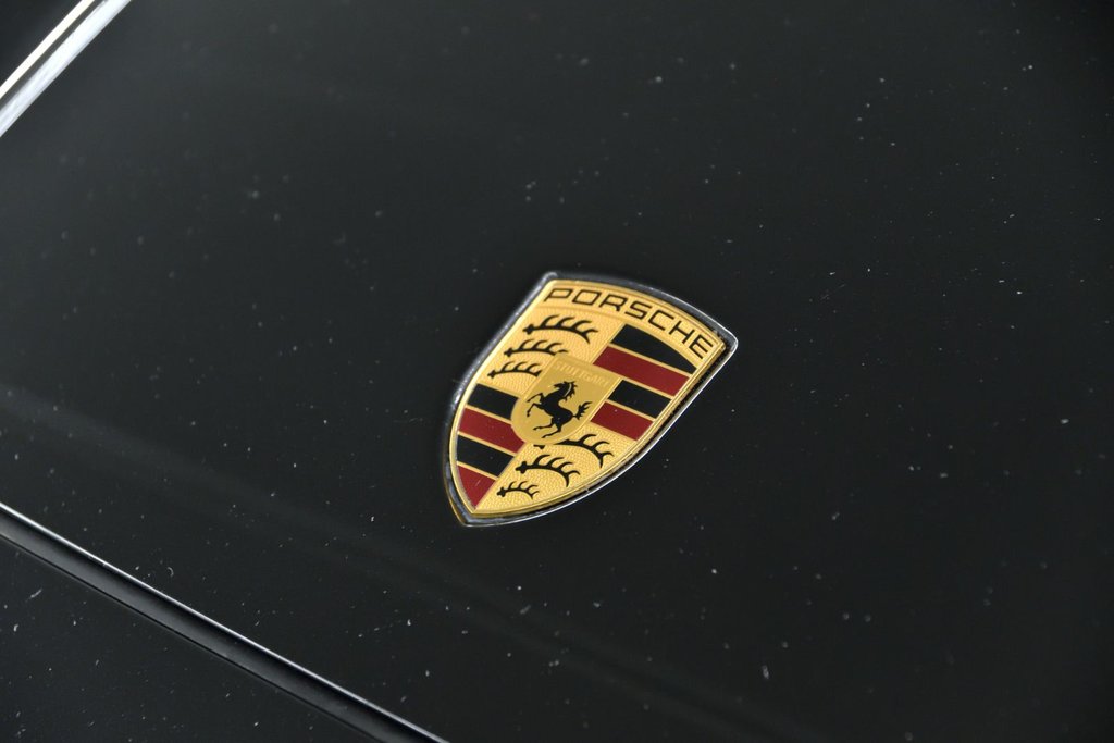 Porsche Cayenne S E-Hybrid 2024 à Laval, Québec - 6 - w1024h768px