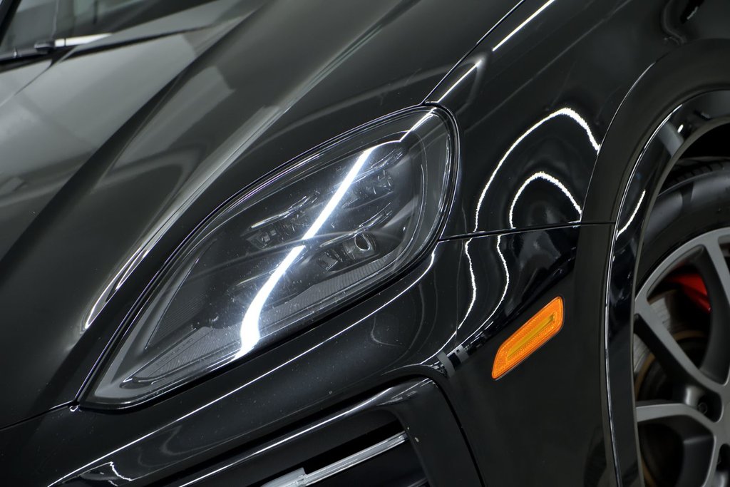 Porsche Cayenne S E-Hybrid 2024 à Laval, Québec - 7 - w1024h768px