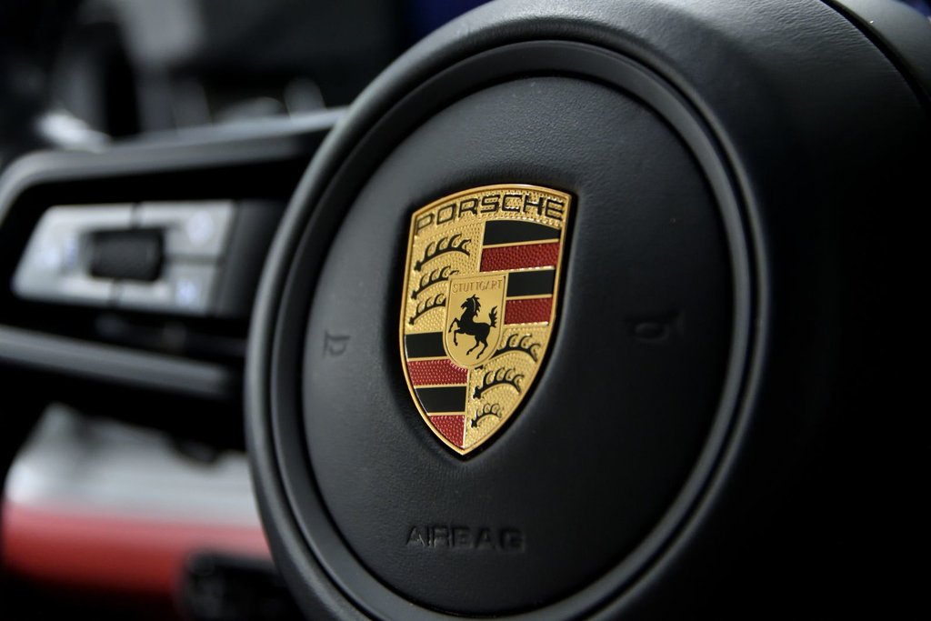 Porsche Cayenne S E-Hybrid 2024 à Laval, Québec - 24 - w1024h768px