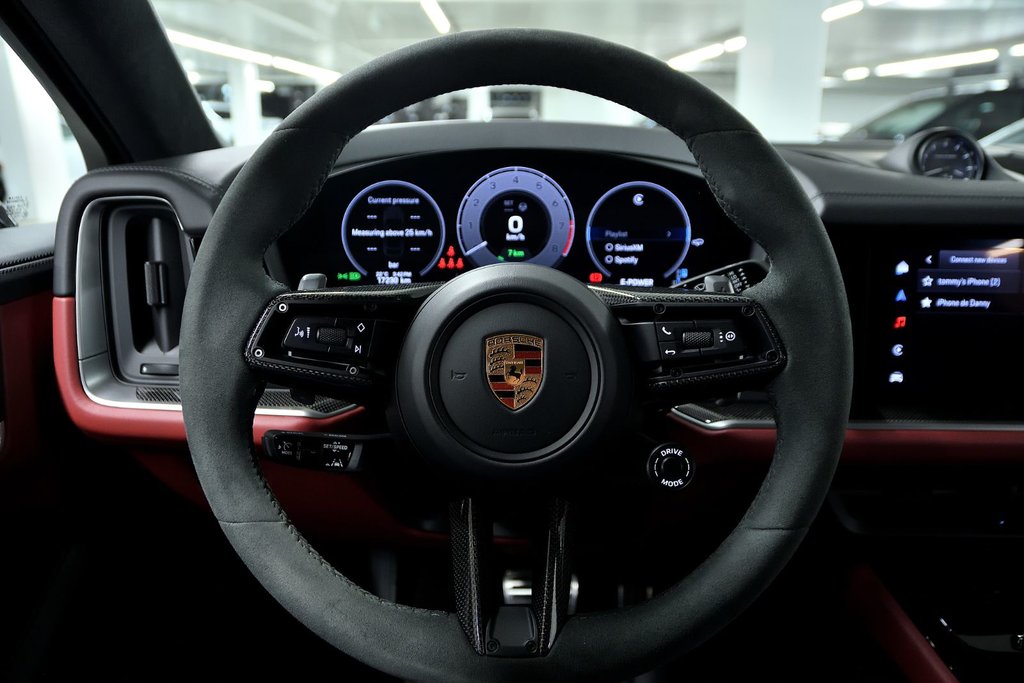 Porsche Cayenne Turbo E-Hybrid Coupe 2024 à Laval, Québec - 20 - w1024h768px