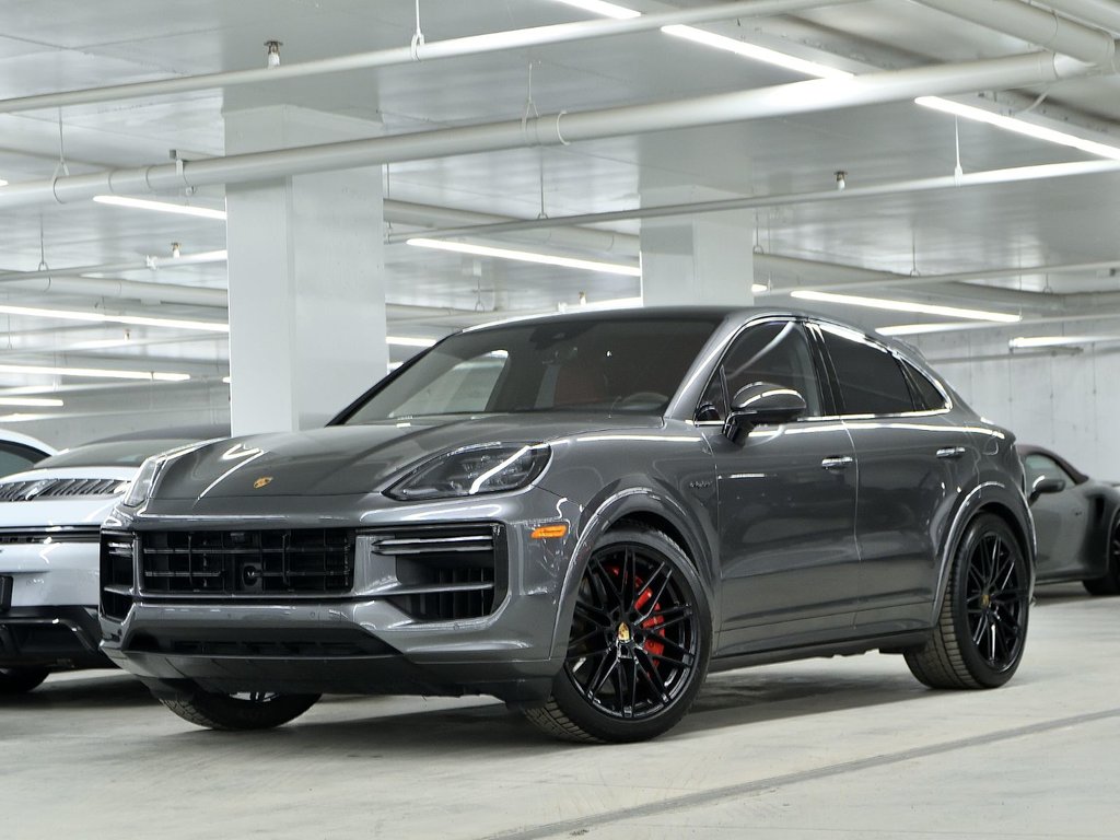 Porsche Cayenne Turbo E-Hybrid Coupe 2024 à Laval, Québec - 1 - w1024h768px