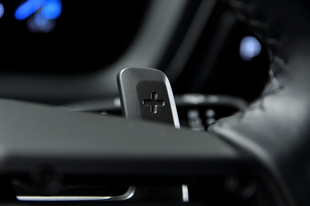 Porsche Cayenne S E-Hybrid 2025 à Laval, Québec - 38 - w1024h768px