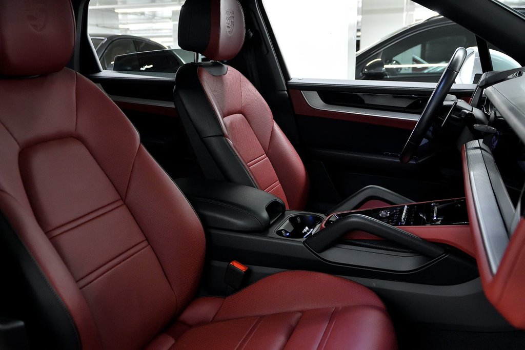Porsche Cayenne S E-Hybrid 2025 à Laval, Québec - 22 - w1024h768px