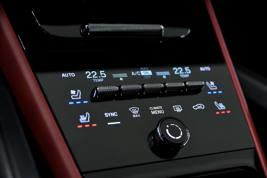 Porsche Cayenne S E-Hybrid 2025 à Laval, Québec - 31 - w1024h768px