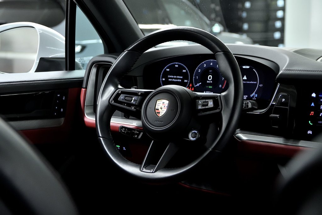 Porsche Cayenne S E-Hybrid 2025 à Laval, Québec - 25 - w1024h768px