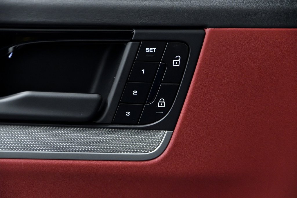 Porsche Cayenne S E-Hybrid 2025 à Laval, Québec - 37 - w1024h768px