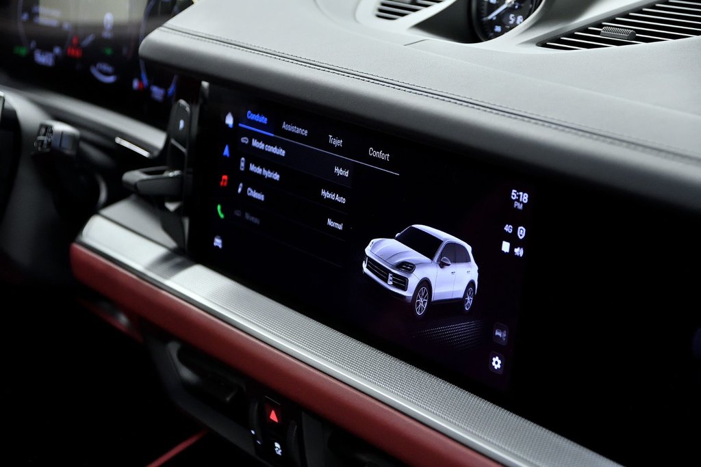 Porsche Cayenne S E-Hybrid 2025 à Laval, Québec - 20 - w1024h768px