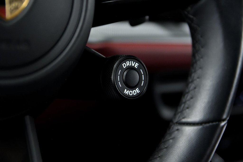 Porsche Cayenne S E-Hybrid 2025 à Laval, Québec - 30 - w1024h768px