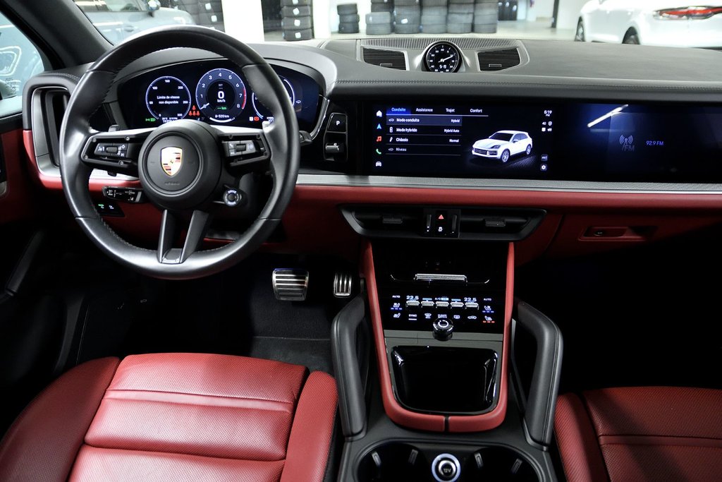 Porsche Cayenne S E-Hybrid 2025 à Laval, Québec - 24 - w1024h768px