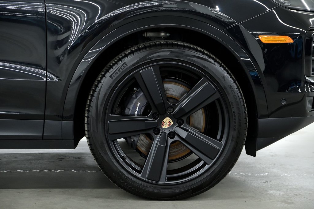 Porsche Cayenne  2025 à Laval, Québec - 9 - w1024h768px