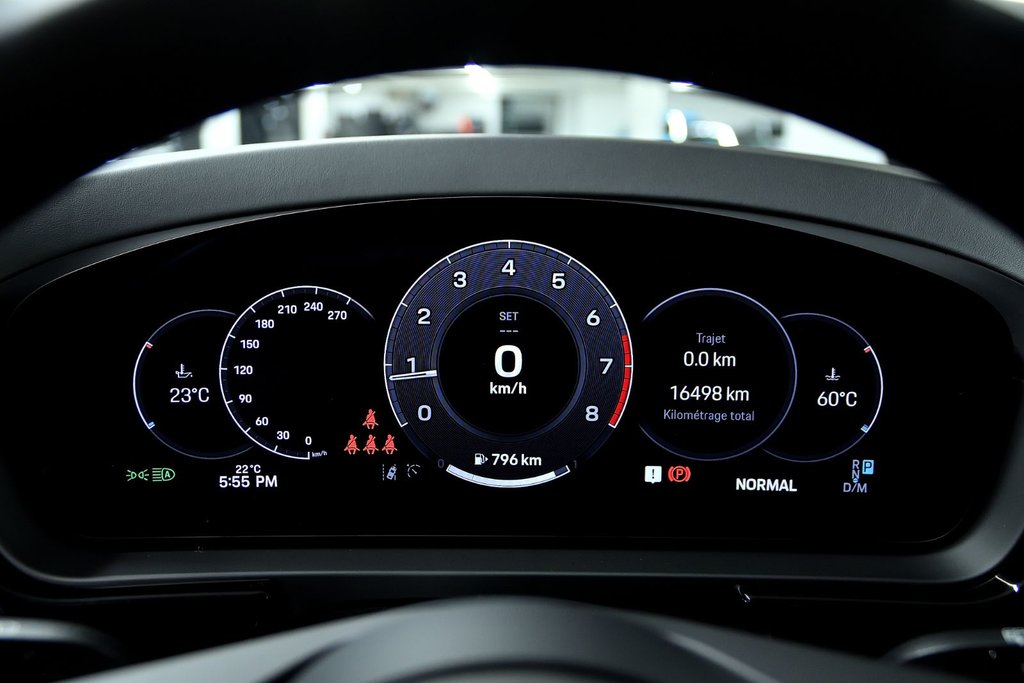 Porsche Cayenne  2025 à Laval, Québec - 13 - w1024h768px