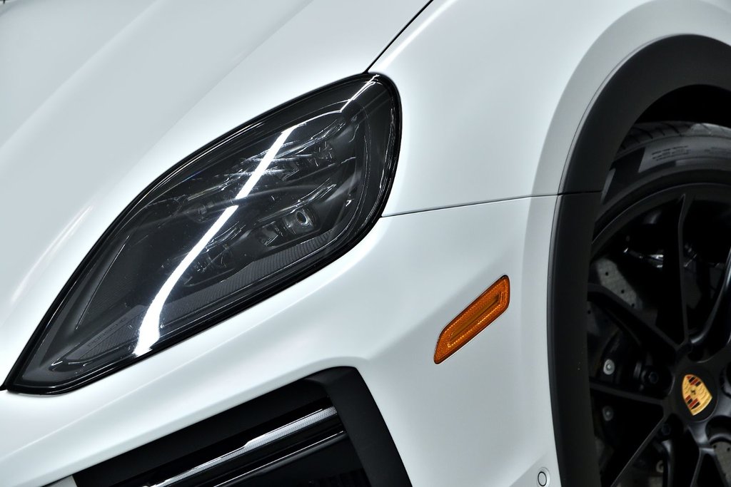 Porsche Cayenne Turbo GT 2025 à Laval, Québec - 8 - w1024h768px
