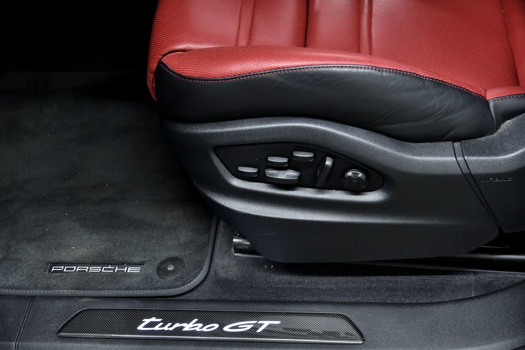 Porsche Cayenne Turbo GT 2025 à Laval, Québec - 34 - w1024h768px