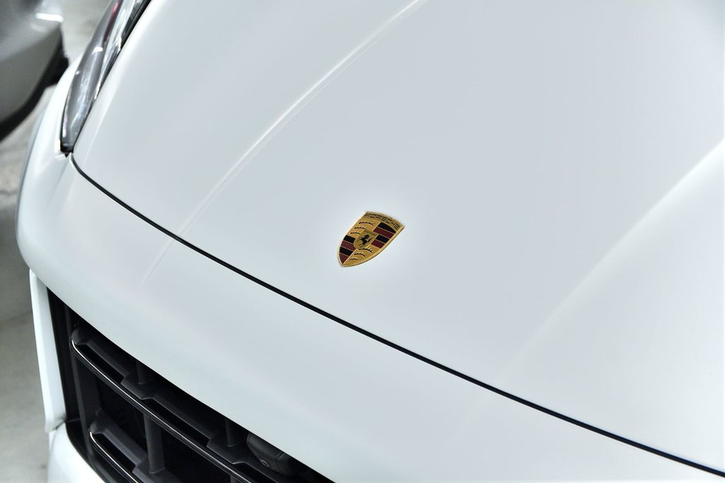 Porsche Cayenne Turbo GT 2025 à Laval, Québec - 6 - w1024h768px
