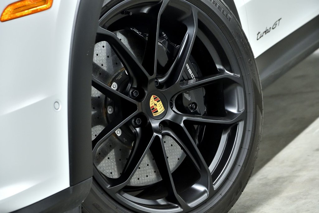 Porsche Cayenne Turbo GT 2025 à Laval, Québec - 9 - w1024h768px