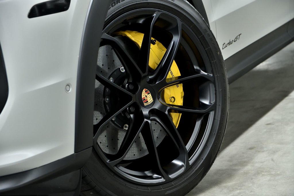 Porsche Cayenne Turbo GT 2025 à Laval, Québec - 8 - w1024h768px