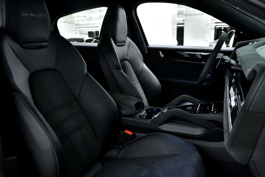 Porsche Cayenne Turbo GT 2025 à Laval, Québec - 26 - w1024h768px