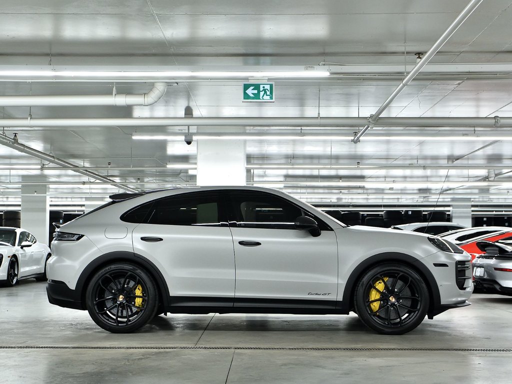 Porsche Cayenne Turbo GT 2025 à Laval, Québec - 2 - w1024h768px
