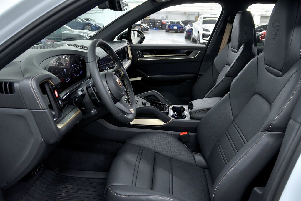 Porsche Cayenne  2025 à Laval, Québec - 16 - w1024h768px