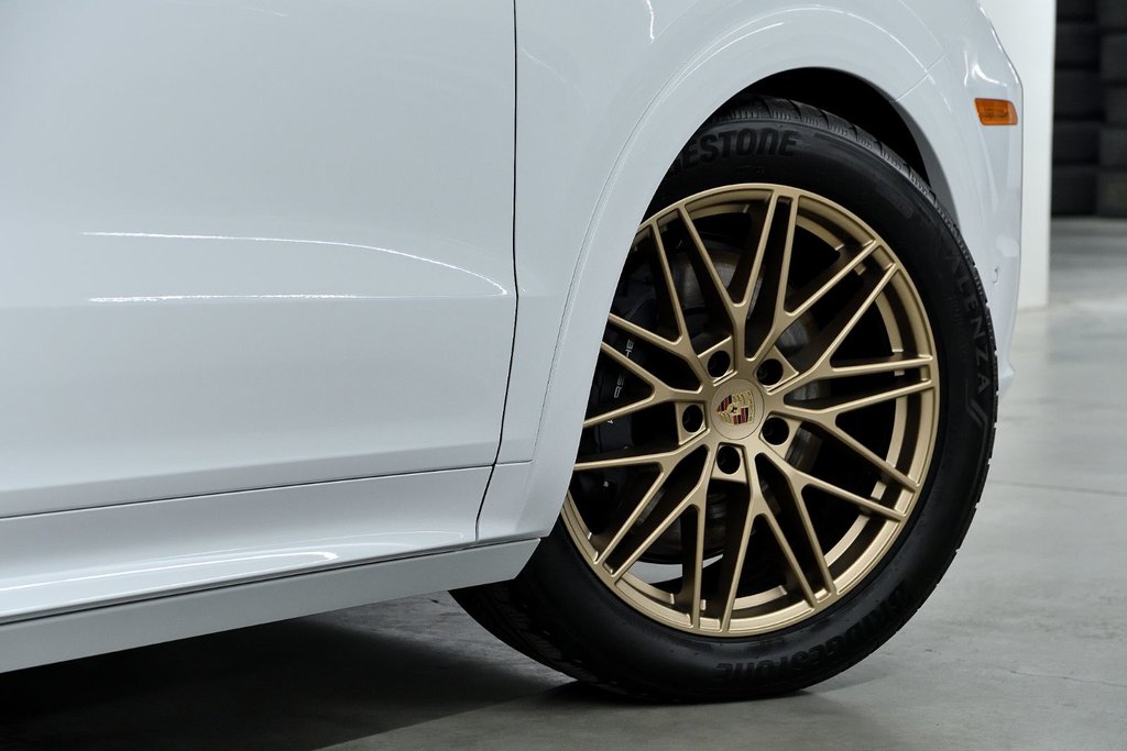 Porsche Cayenne  2025 à Laval, Québec - 10 - w1024h768px