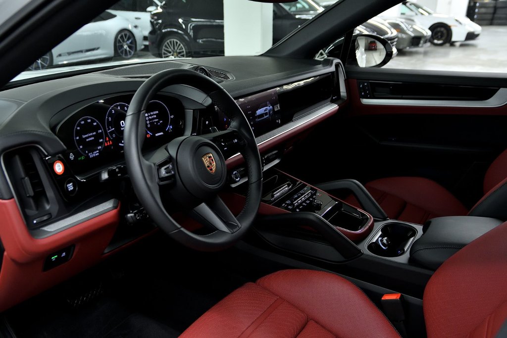Porsche Cayenne Coupe 2026 à Laval, Québec - 12 - w1024h768px
