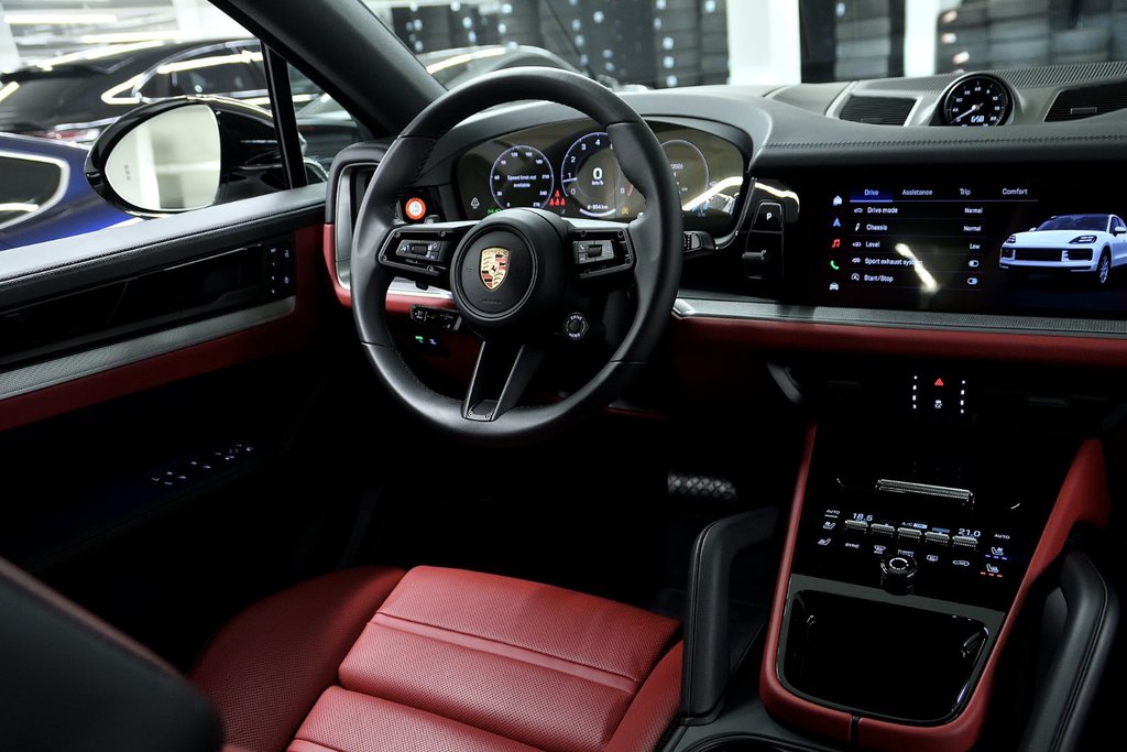 Porsche Cayenne Coupe 2026 à Laval, Québec - 23 - w1024h768px
