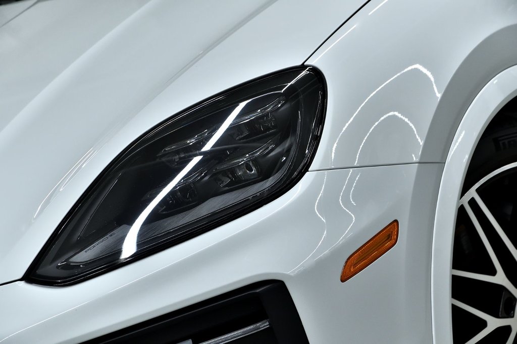 Porsche Cayenne Coupe 2026 à Laval, Québec - 9 - w1024h768px