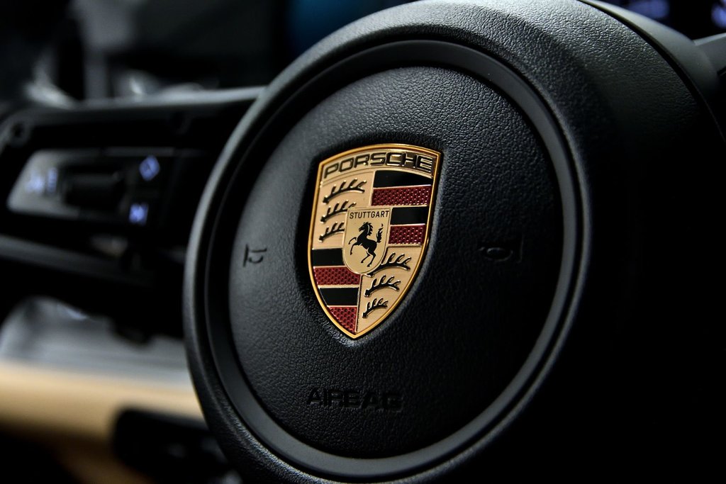 Porsche Cayenne Coupe 2026 à Laval, Québec - 17 - w1024h768px