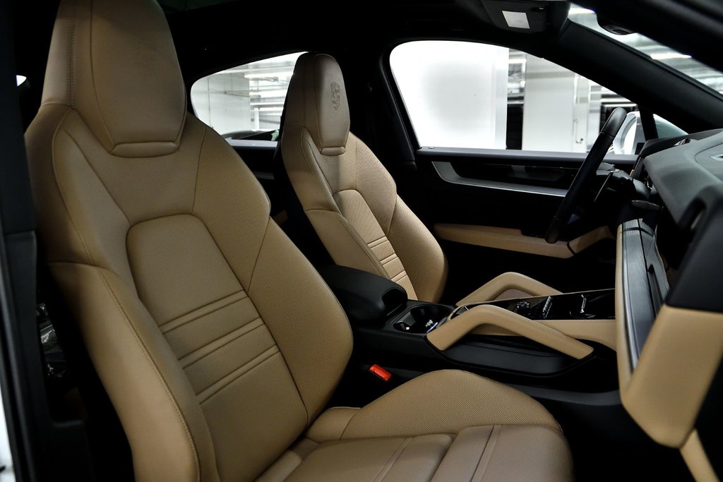 Porsche Cayenne Coupe 2026 à Laval, Québec - 31 - w1024h768px
