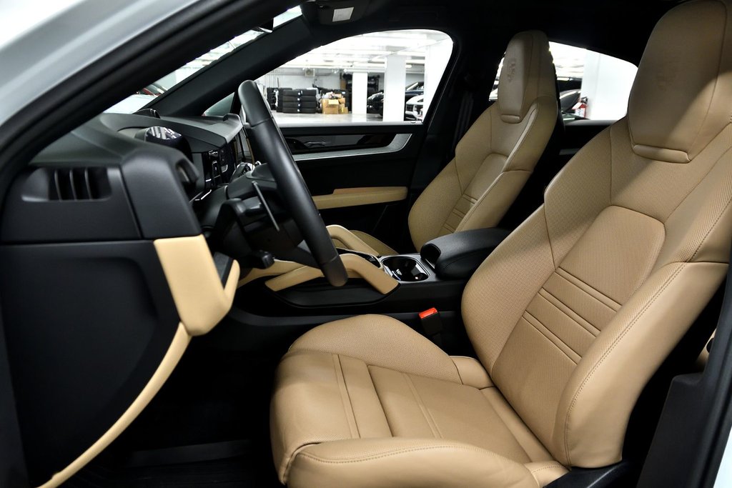 Porsche Cayenne Coupe 2026 à Laval, Québec - 12 - w1024h768px