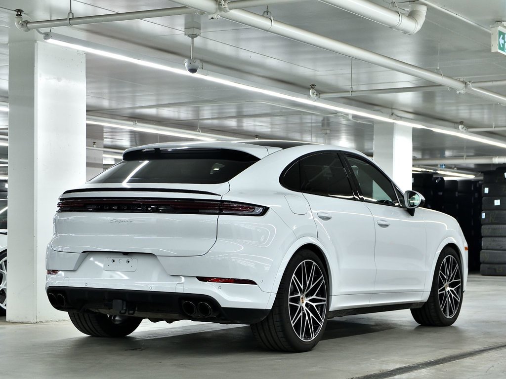 Porsche Cayenne Coupe 2026 à Laval, Québec - 3 - w1024h768px