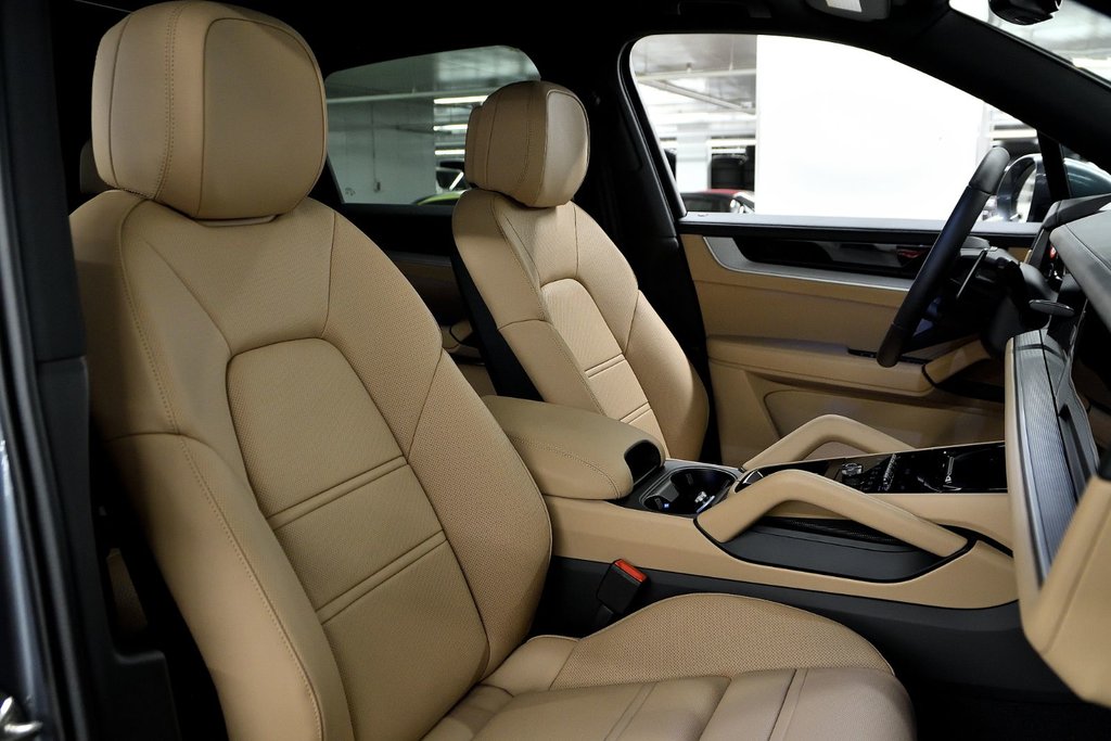 Porsche Cayenne  2026 à Laval, Québec - 32 - w1024h768px