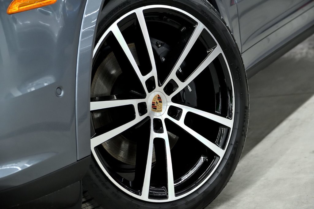 Porsche Cayenne  2026 à Laval, Québec - 8 - w1024h768px