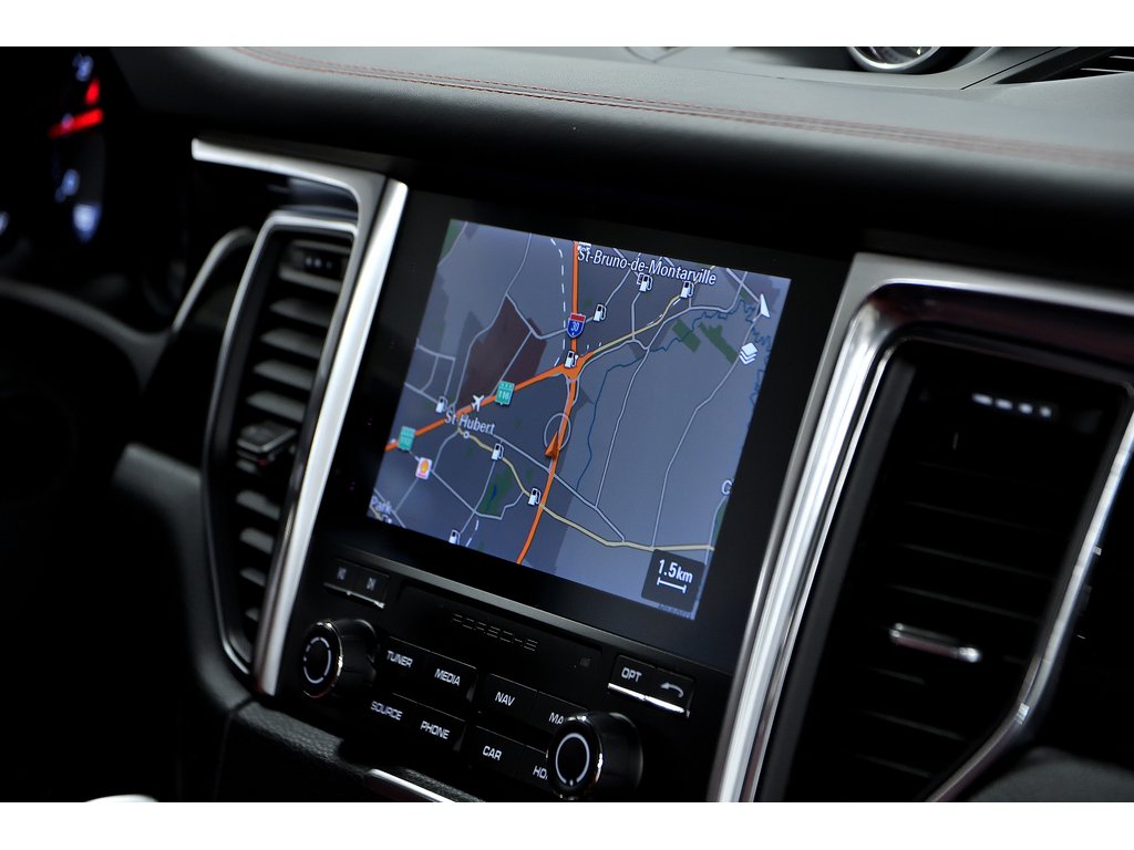 Porsche Macan S AWD 2018 à Laval, Québec - 30 - w1024h768px