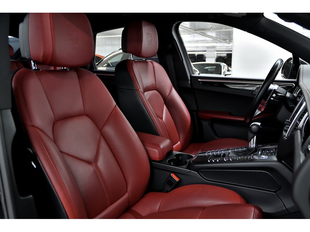 Porsche Macan S AWD 2018 à Laval, Québec - 32 - w1024h768px