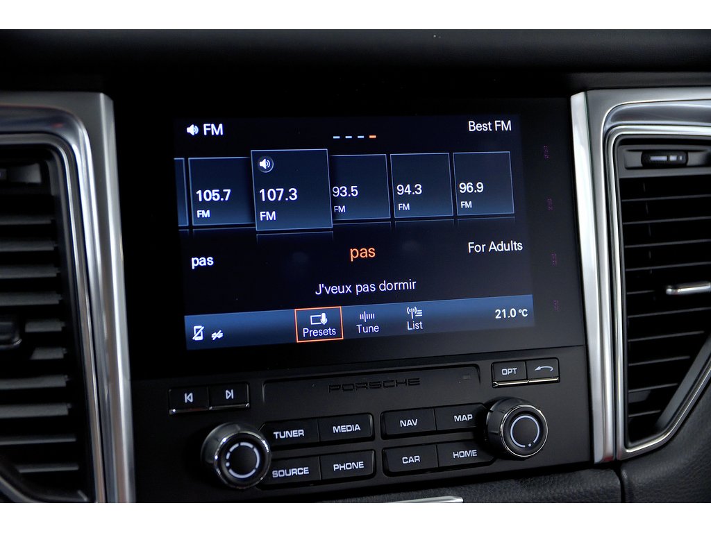 Porsche Macan S AWD 2018 à Laval, Québec - 19 - w1024h768px